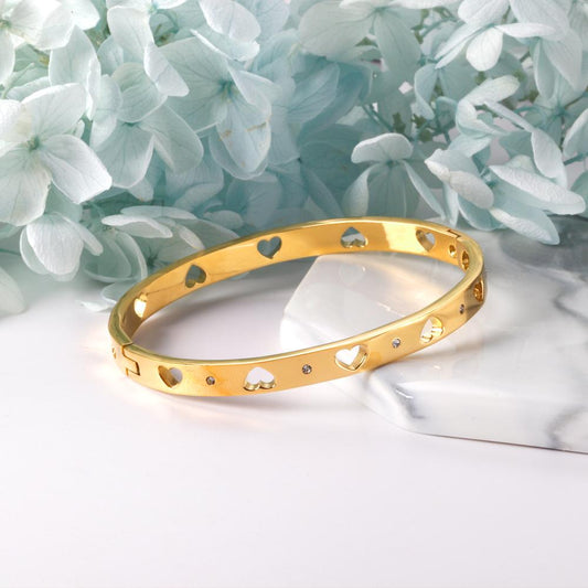BANGLE - BEAUTY DEFINED